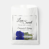 Royal Blue Rose Love is Sweet Take a Treat Wedding Bedankzakje (Voorkant)