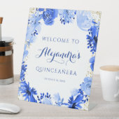 Royal Blue Waterverf Floral Gold Quinceanera Reclamebord Met Voetstuk (Insitu)