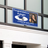 Royal Blue, White Accent Vinyl Afstuderen Foto Spandoek (Buitenkant Gebouw)