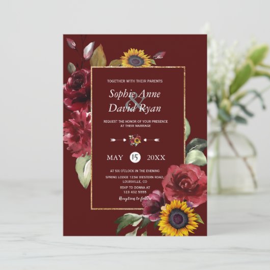 Royal Burgundy Sunflower Gold Wedding Kaart (Staand voorkant)