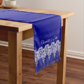 Royal Chic Blue Lace Personalized Table Runner Korte Tafelloper (Voorbeeld)