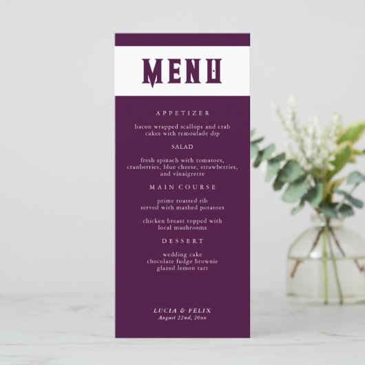 Royal Crimson Typografie Bruiloft Menu Kaart (Staand voorkant)