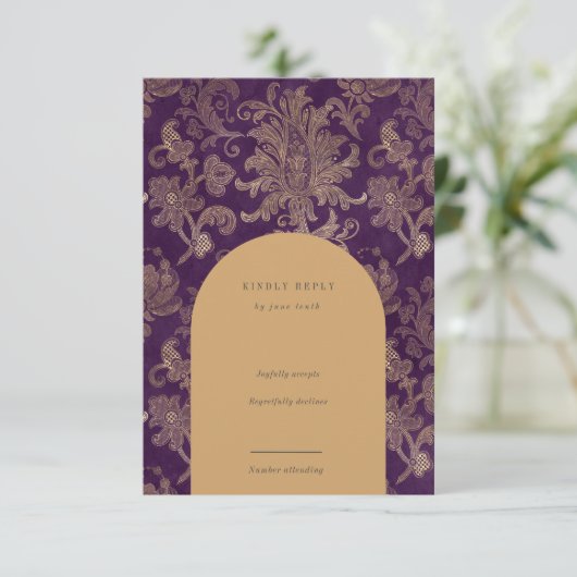 Royal Damask Elegant Paarse RSVP-kaart RSVP Kaartje (Staand voorkant)