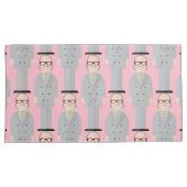 Royal – Eccentric Family Drama Pillowcase Kussensloop (Voorkant-Rechts)