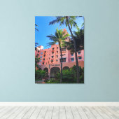 Royal Hawaiian Hotel Canvas Afdruk (Insitu (Houten vloer))
