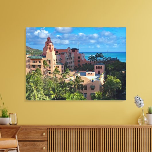 Royal Hawaiian Hotel Canvas Afdruk (Insitu (Woonkamer))