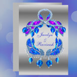 Royal Indian Blauw Zilveren Peacock Bruiloft Kaart<br><div class="desc">Elegante koningsblauwe pauw Indiase bruiloft uitnodiging met zilveren metallic achtergrond. Dit ontwerp is ontstaan met een origineel handgemaakt waterverf pauwenontwerp dat grafisch werd aangepast om pauwenjuwelen voor te stellen. De juwelen schitteren in prachtige kleuren van koningsblauw, paarse, aqua blauwgroen en witte diamanten allemaal op een zilveren ondergrond. De achterkant is...</div>