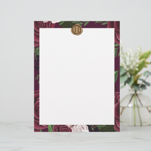 Royal Muse Medieval Fantasy Plum Floral Wedding Briefhoofd (Staand voorkant)