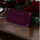 Royal Muse Medieval Fantasy Plum Floral Wedding Plaatskaartje