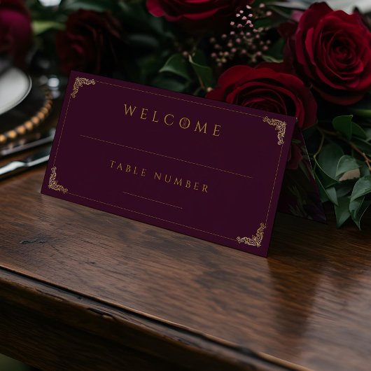 Royal Muse Medieval Fantasy Plum Floral Wedding Plaatskaartje