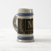 "Royal NMKY Emblem – Monogram M Crest Design" Bierpul (Voorkant links)