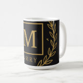 "Royal NMKY Emblem – Monogram M Crest Design" Koffiemok (Voorkant rechts)