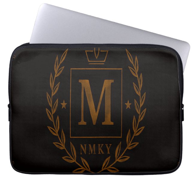 "Royal NMKY Emblem – Monogram M Crest Design" Laptop Sleeve (Voorkant)