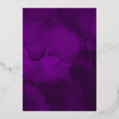 Royal Paars and Gold Floral Wedding Folie Uitnodiging (Achterkant)