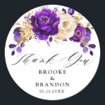 Royal Paars Violet Gold Floral Botanical Wedding Ronde Sticker<br><div class="desc">De Elegant royal paars gold thema bruiloft bedankt uw sticker met elegante bouquet van koninklijk paars,  Indigo,  gouden,  gele roos bloemen knoppen en eucalyptusbladeren. Neem contact met mij op voor hulp bij aanpassingen of als u een ander product nodig hebt met dit ontwerp.</div>