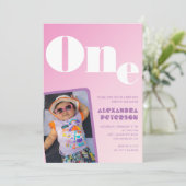 Roze 1e verjaardag uitnodigingen voor haar Retro F (Staand voorkant)