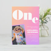 Roze 1e verjaardag uitnodigingen voor haar Retro F (Staand voorkant)