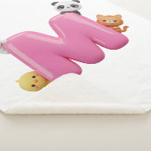Roze 3D Letter M Sherpa Dekens met Dieren (3/4)