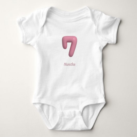 Roze 3D nummer 7 - 7 maanden baby romper (Voorkant)