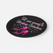 ROZE 50 JAAR JONG EN FANTASTISCH PAPIEREN BORDJE (Gekanteld)