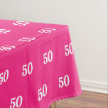 Roze, 50th Birthday party tablecloth patroonontwer Tafelkleed<br><div class="desc">Roze,  50e verjaardag van het ontwerp van het tablecloth patroon van de partijpartij. Fun-tafeldecor beschikbaar in verschillende formaten. Rechthoekige vorm. Druk af met aangepast leeftijdsnummer. Fun voor huis,  winkel,  zaken,  restaurant,  evenement en nog veel meer. Wasbare stof. Roze of aangepaste achtergrondkleur.</div>