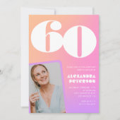 Roze 60ste verjaardag uitnodigingen voor haar Retr (Voorkant)