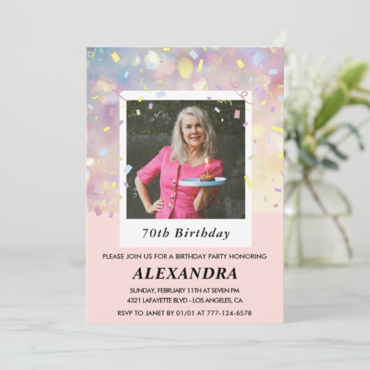 Roze 70ste verjaardagsuitnodiging Confetti Foto Kaart (Staand voorkant)