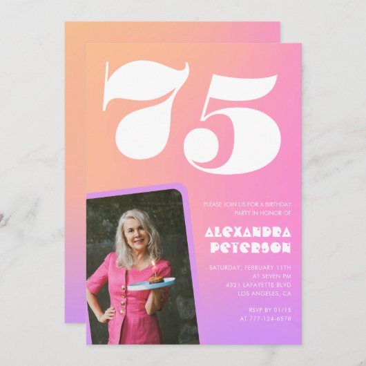Roze 75ste verjaardag uitnodigingen voor haar Retr (Voorkant / Achterkant)