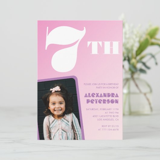 Roze 7e verjaardag uitnodigingen Meisje Retro Foto (Staand voorkant)