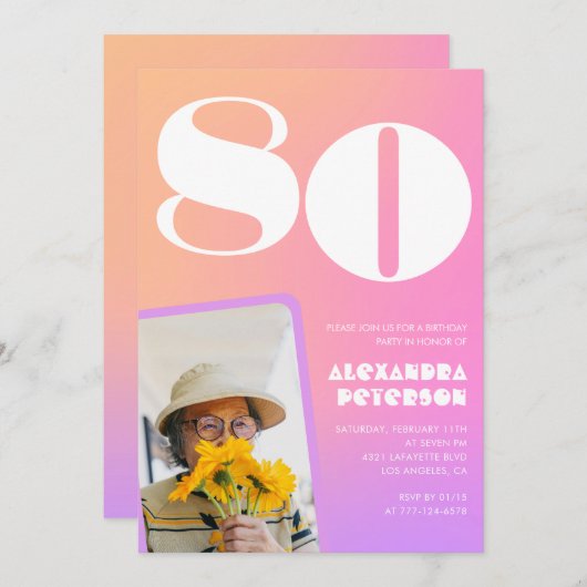 Roze 80ste verjaardag uitnodigingen voor haar Retr (Voorkant / Achterkant)