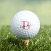 Roze, aangepast Elegant Script Monogram Initiaal Golfballen (Insitu Shirt)