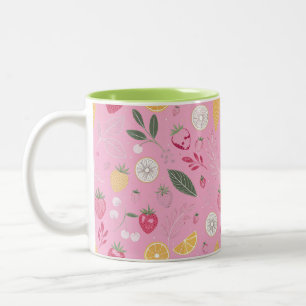 Roze aardbei en bloemige tweekleurige mok