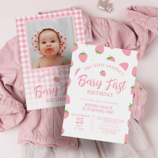 Roze aardbei Foto Berry First 1st Birthday Kaart