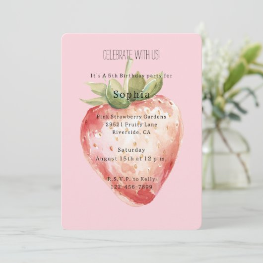 Roze Aardbei Fruit Verjaardag Kaart (Staand voorkant)