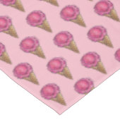 Roze aardbei Waffle Cone Ice Cream Dessert Food Tafelkleed (Gekanteld)
