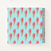 Roze Aardbeien Ice Cone Pattern, Blue Notitieboek (Achterkant)