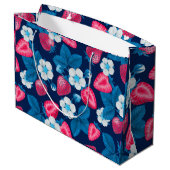 Roze aardbeien op blauw groot cadeauzakje (Achterkant Gekanteld)