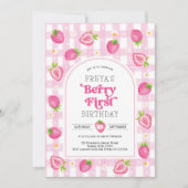 Roze Aardbeienbes Eerste 1e Verjaardags Meisje Kaart (Voorkant)