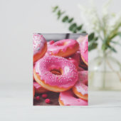 Roze aardbeiendonuts briefkaart (Staand voorkant)