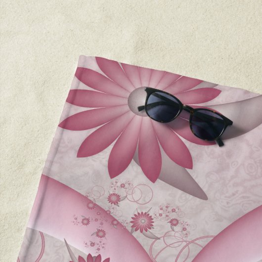 Roze Abstracte harten en bloemen liefdesfractal Cu Strandlaken (In situ)