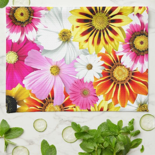 Roze accessoires met roze gele bloemen theedoek (Gevouwen)