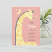 Roze achtergrond giraffe babyshower uitnodiging (Staand voorkant)
