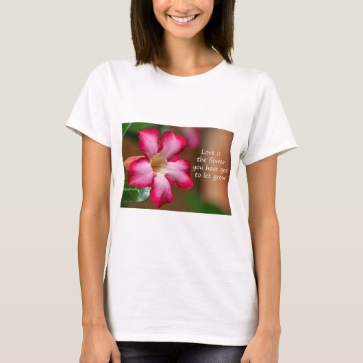 Roze Adenium Obesum bloem ook bekend als Desert Ro T-shirt (Voorkant)