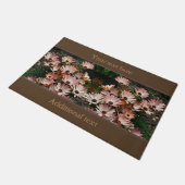 Roze Afrikaanse Daisy Flowers, gepersonaliseerd Deurmat (Schuin)