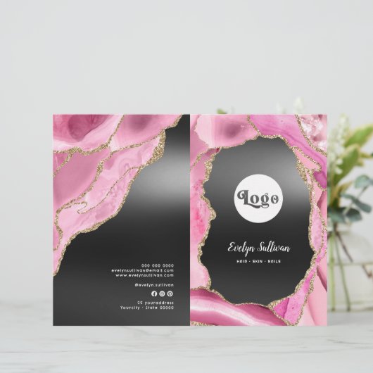Roze agaat zwart folie service menu brochure (Staand voorkant)