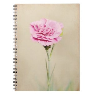 Roze anjerbloem uit de tuin van Gertie Notitieboek