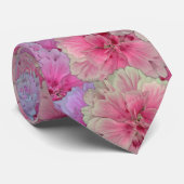 Roze anjers in  stijl stropdas (Opgerold)