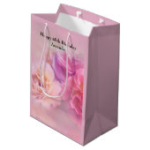 roze anjers met stijlvolle foto van zaterdag medium cadeauzakje (Achterkant Gekanteld)