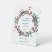 Roze annemonen en blauwe bosbessen Tabletop Reclamebord Met Voetstuk (Voorkant)