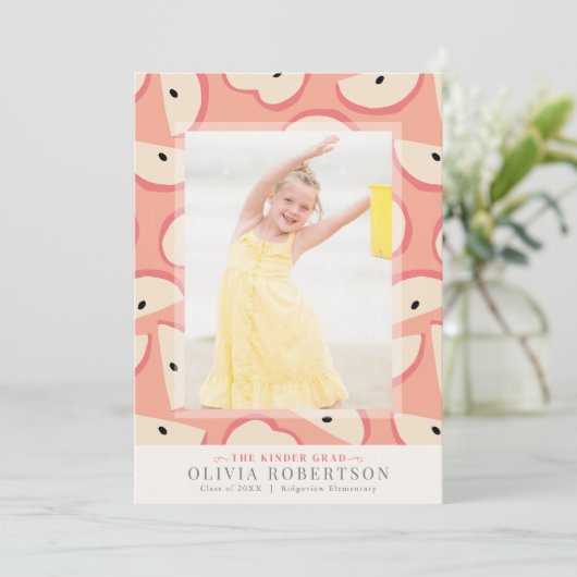 Roze appel meisje foto Afstuderen aankondiging (Staand voorkant)